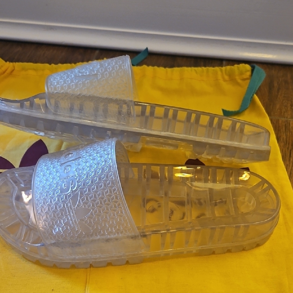 Very RARE, Gucci Transparent Slide Sandals - Picture 6 of 12